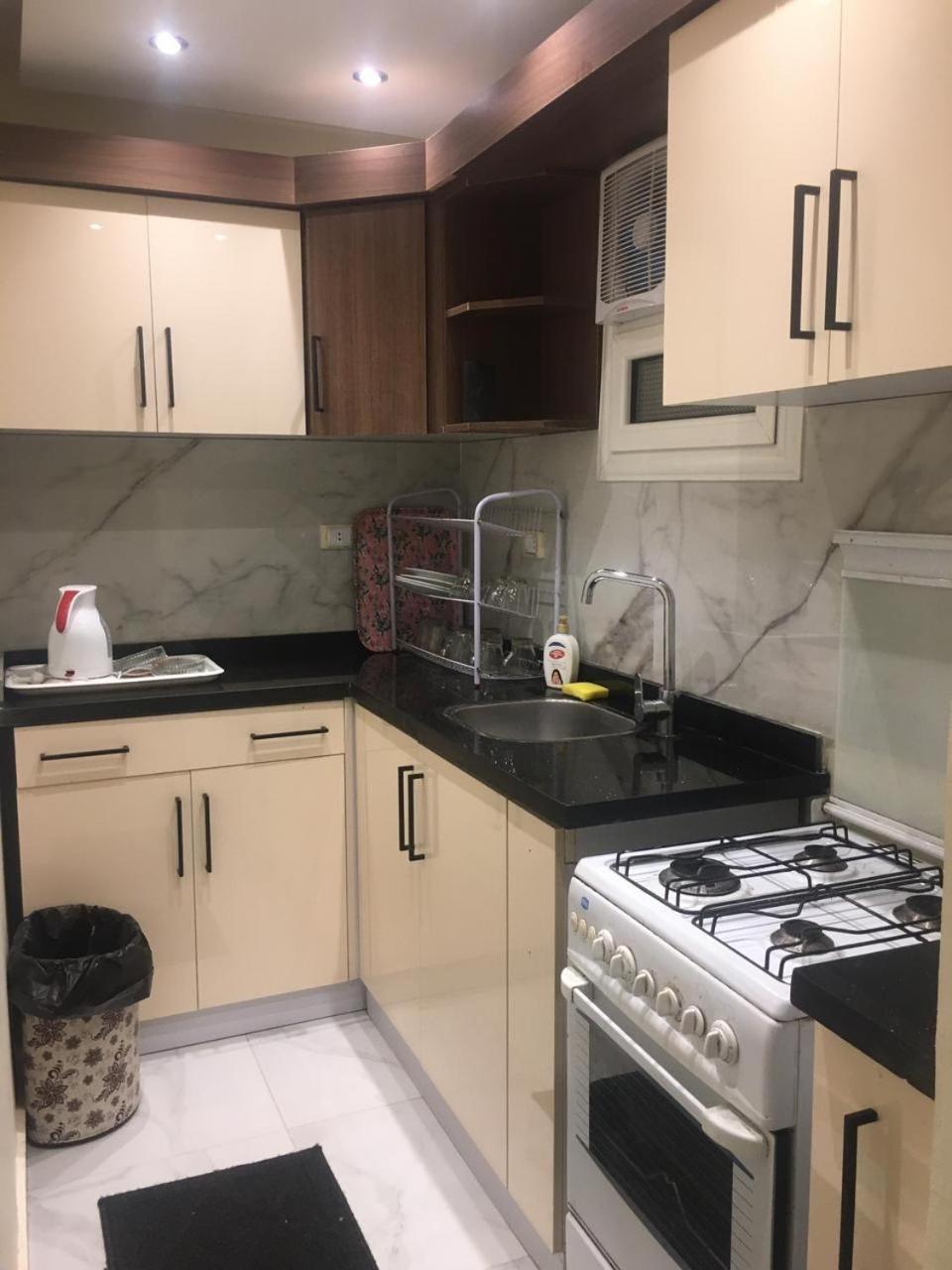 Fancy Fully Furnished Close To The Airport Apartment Cairo