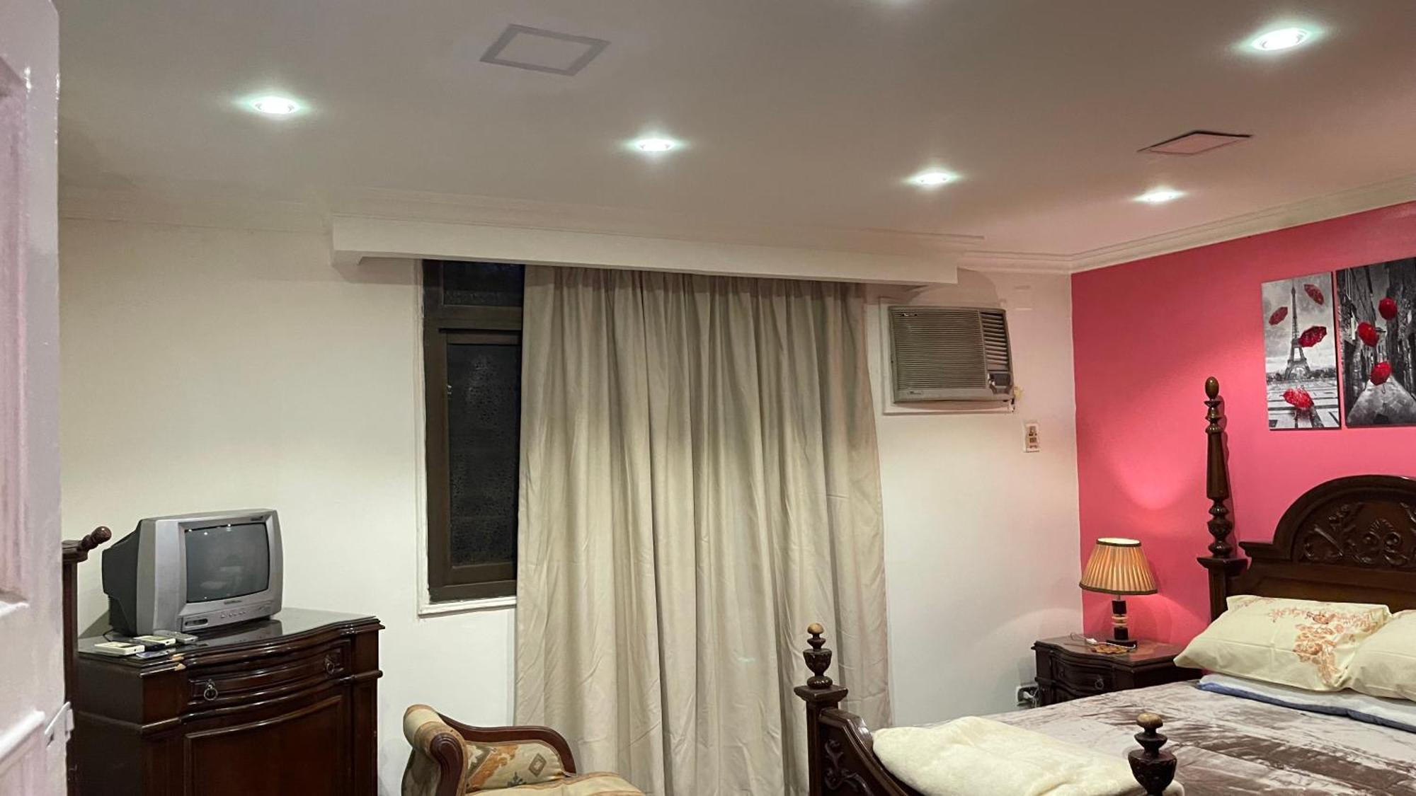 Apartment Fancy Fully Furnished Close To The Airport *