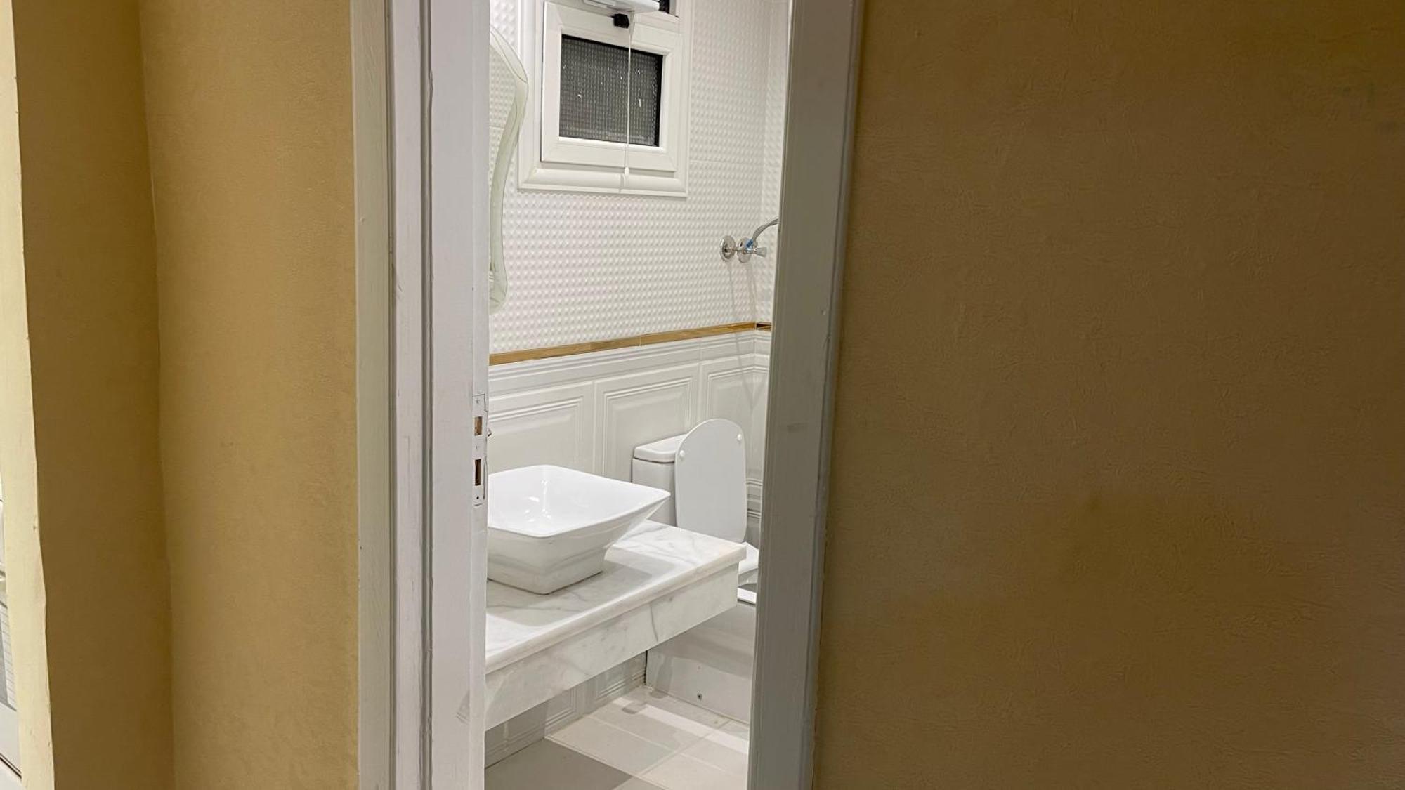 Fancy Fully Furnished Close To The Airport Apartment Cairo