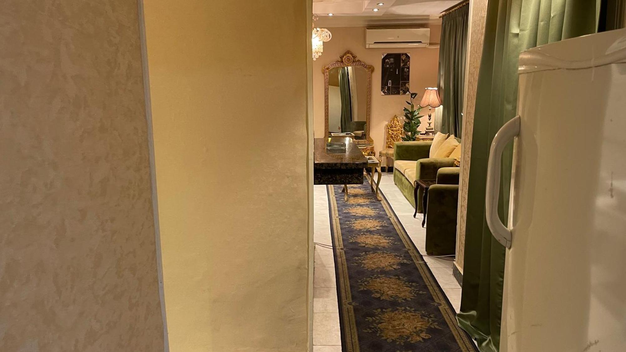 Apartment Fancy Fully Furnished Close To The Airport Cairo